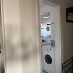 Apartment Zentrales, Modernes Mit Balkon, Kueche & Garage Dresden