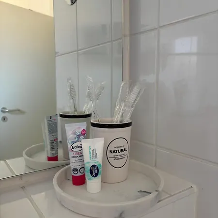 Zentrales, Modernes Mit Balkon, Kueche & Garage Dresden