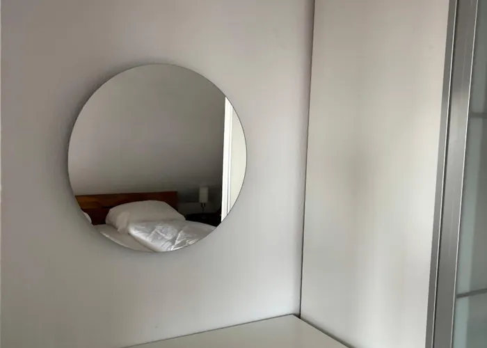 Apartmán Zentrales, Modernes Mit Balkon, Kueche & Garage *