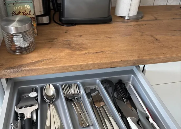 Zentrales, Modernes Mit Balkon, Kueche & Garage Apartmán