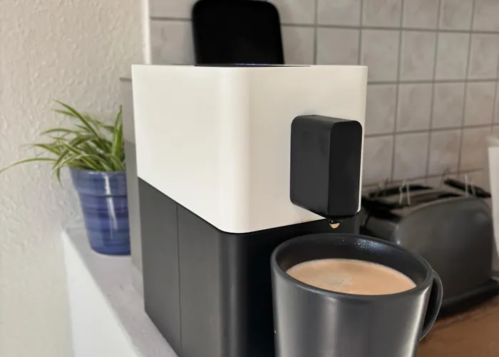 Zentrales, Modernes Mit Balkon, Kueche & Garage * Drážďany