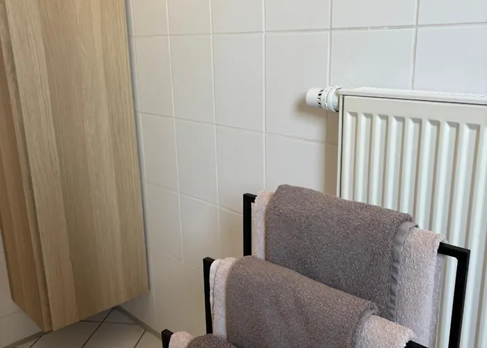 Apartmán Zentrales, Modernes Mit Balkon, Kueche & Garage