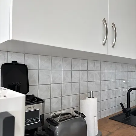 Zentrales, Modernes Mit Balkon, Küche&garage