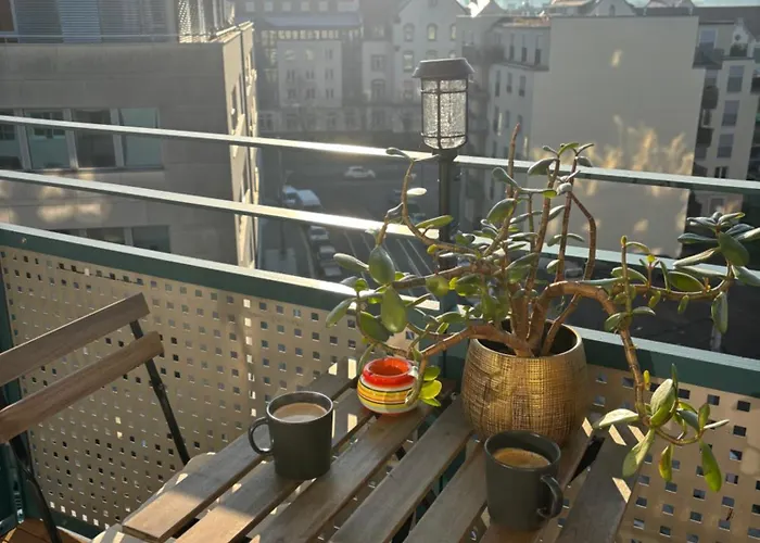 Apartment Zentrales, Modernes Mit Balkon, Küche&garage